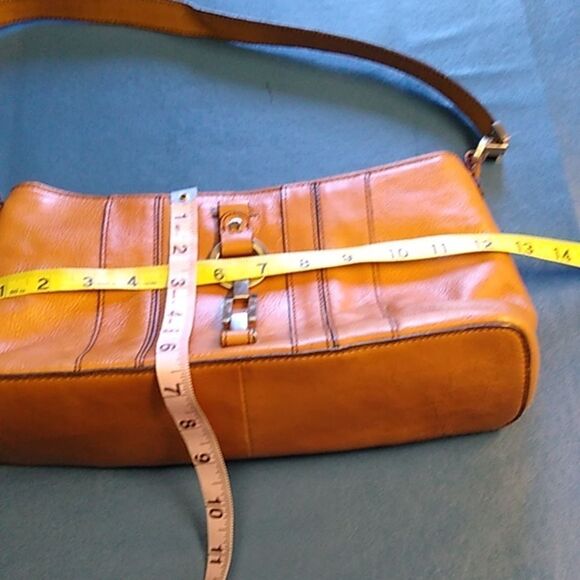 Etienne Aigner Tan Leather Zipper Top Silver tone Metal Shoulder Bag Cottagecore - Picture 13 of 13